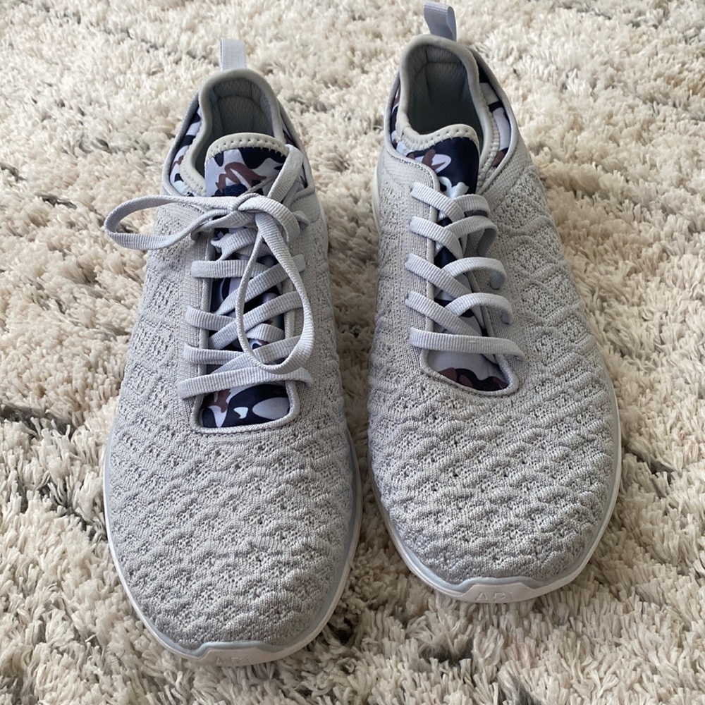Blue New Tennis